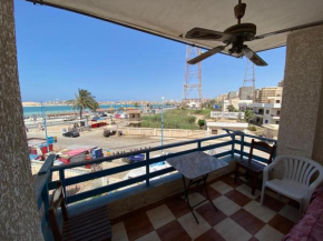 Lovely 4 bed vacation apartment with sea view